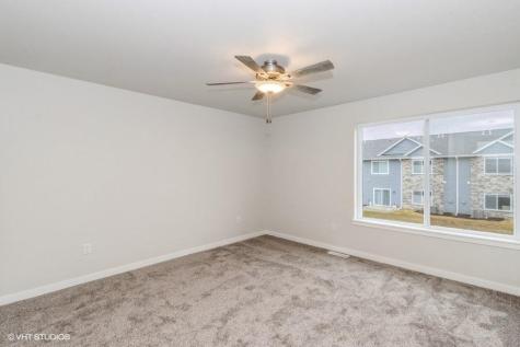 2233 Eversull Lane North Liberty IA 52317