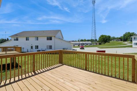 897 North Street Williamsburg IA 52361