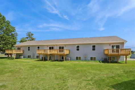 897 North Street Williamsburg IA 52361