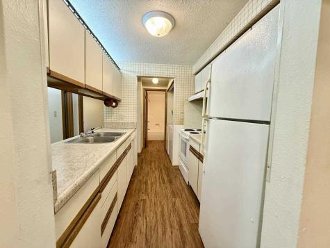 906 Benton Drive Iowa City IA 52246