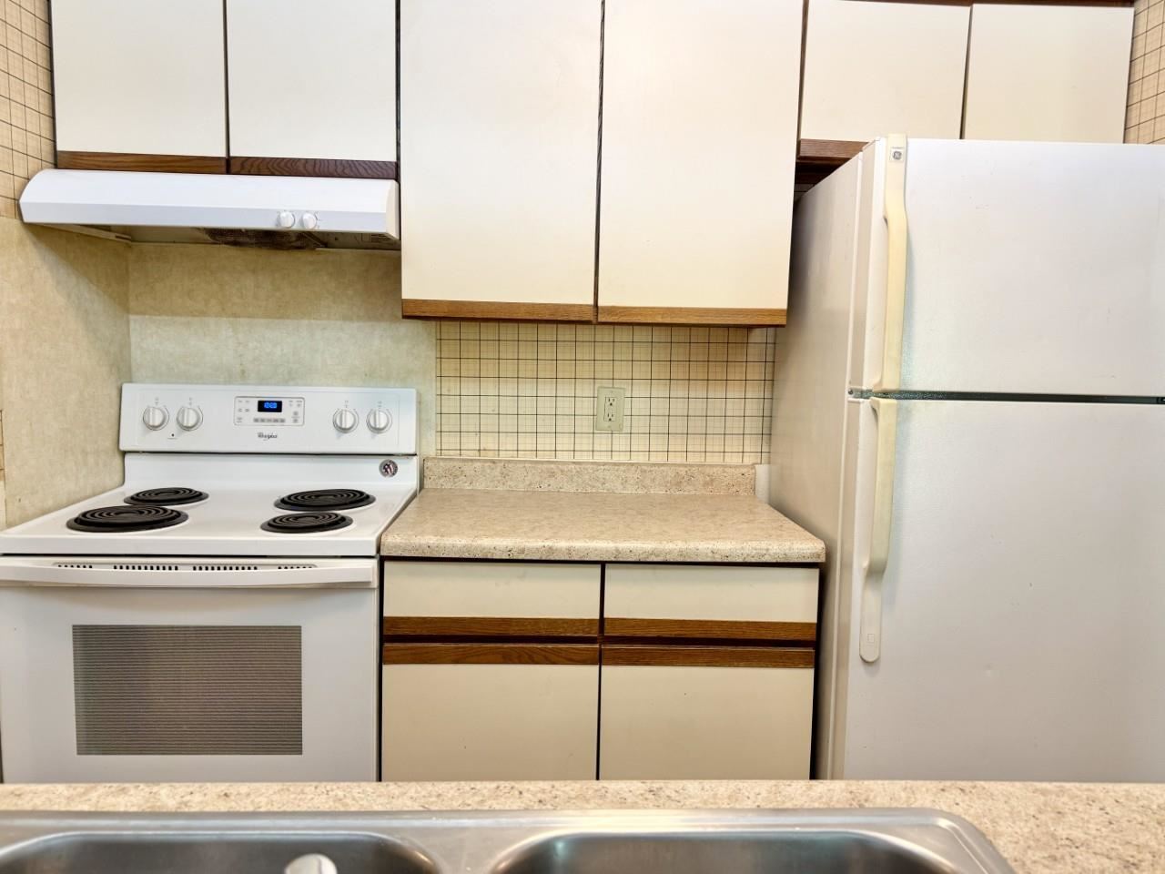 906 Benton Drive Iowa City IA 52246