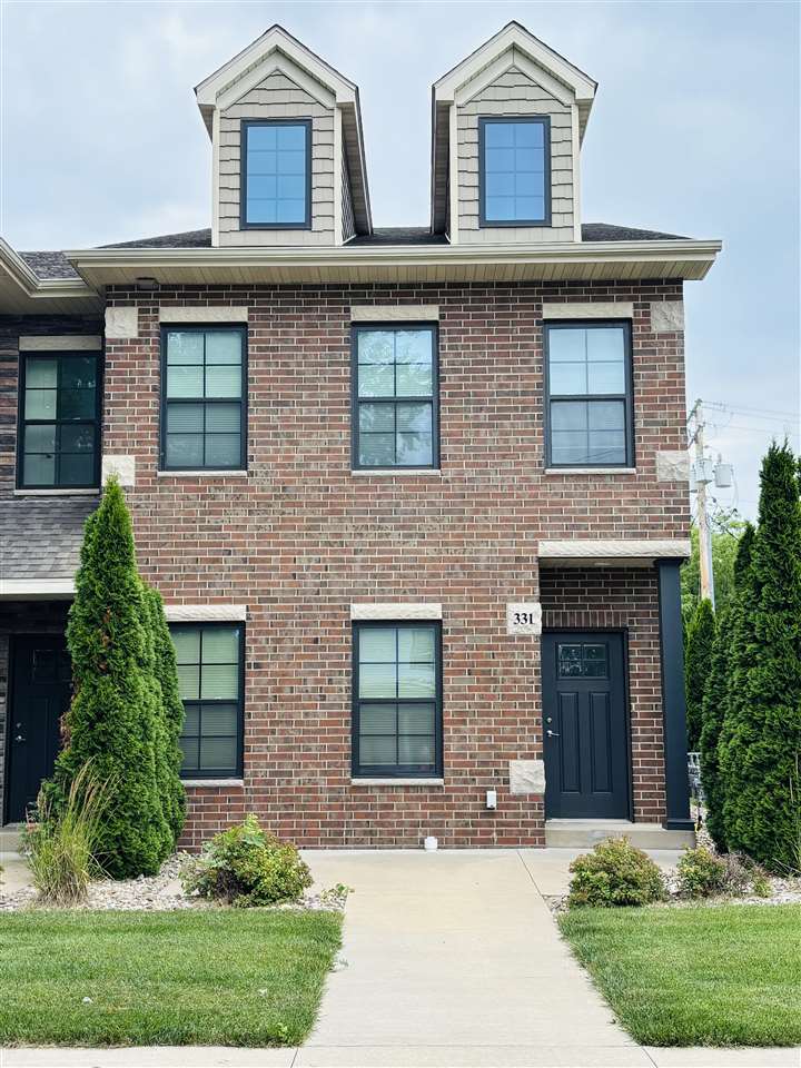 331 E Main Street Solon IA 52333