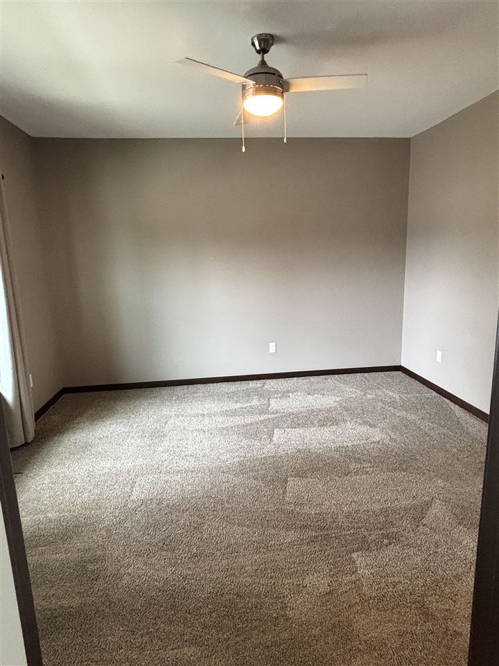 331 E Main Street Solon IA 52333