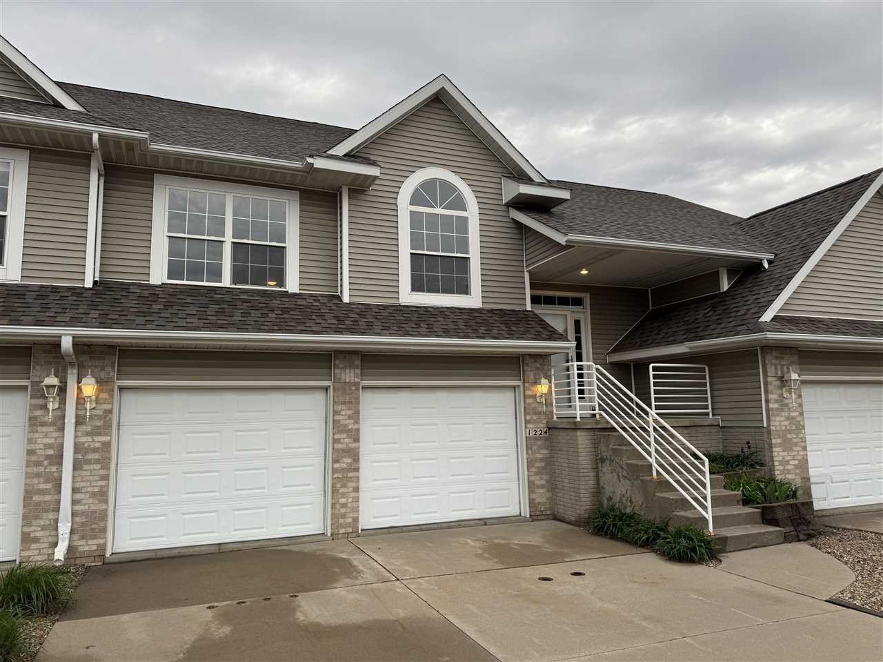 1224 Litchfield Drive Hiawatha IA 52233
