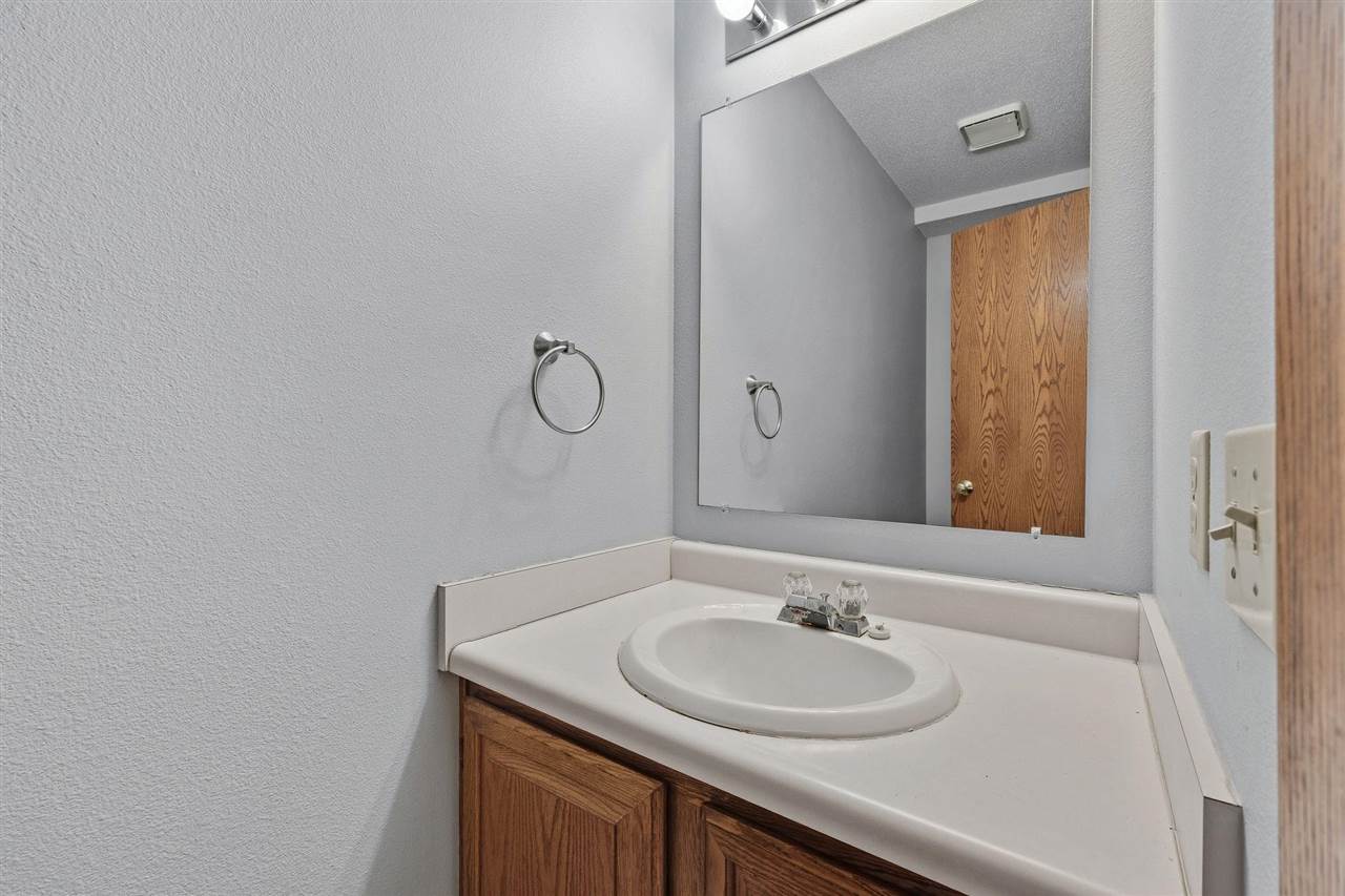 986 Westside Drive Iowa City IA 52246