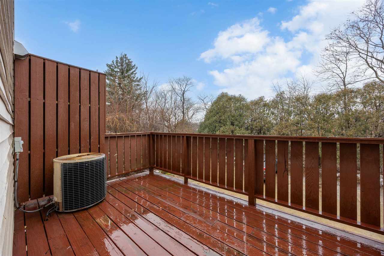 986 Westside Drive Iowa City IA 52246