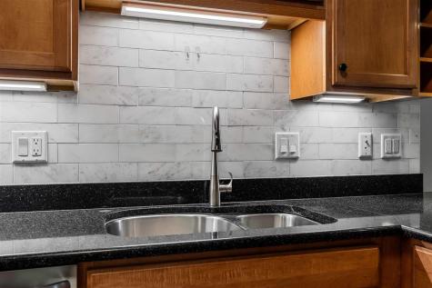 852 Foster Road Iowa City IA 52245