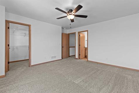 630 Catherine Drive Tiffin IA 52340