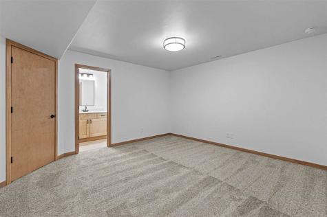 630 Catherine Drive Tiffin IA 52340