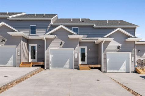 630 Catherine Drive Tiffin IA 52340