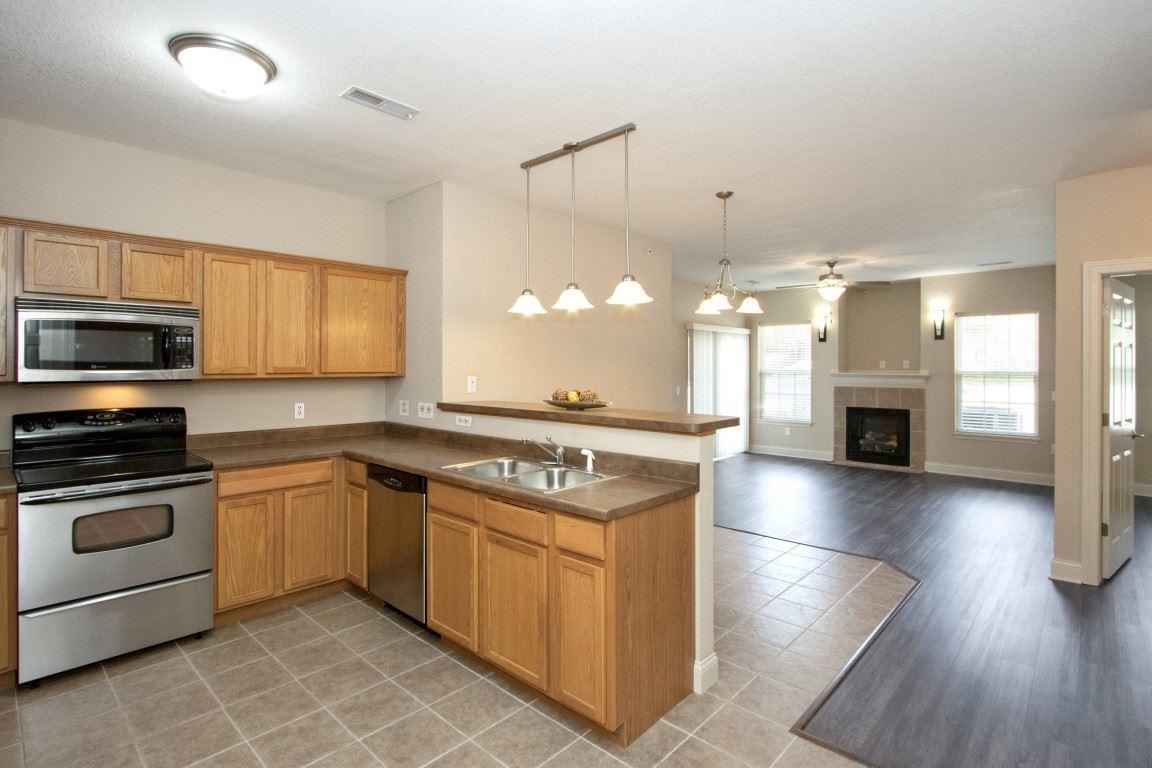 600 Grandview Court Iowa City IA 52246