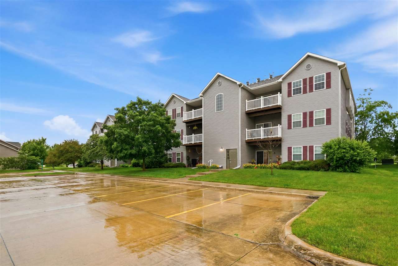 880 Rachael Street North Liberty IA 52317