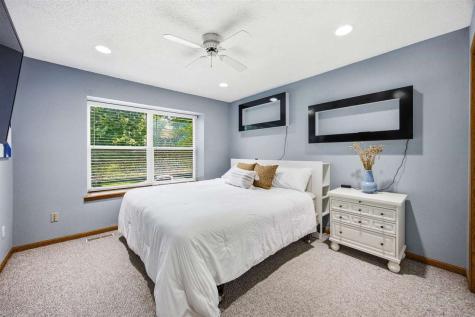 514 Kimberlite Street Tiffin IA 52340