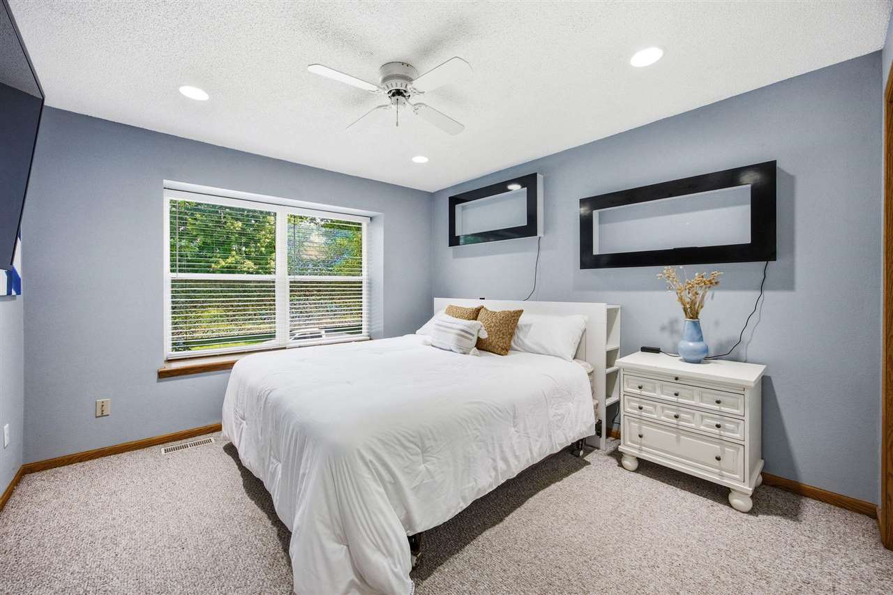 514 Kimberlite Street Tiffin IA 52340