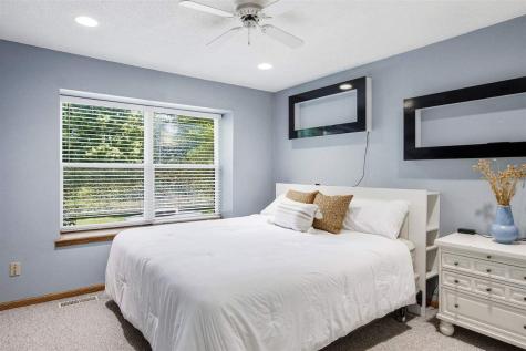 514 Kimberlite Street Tiffin IA 52340