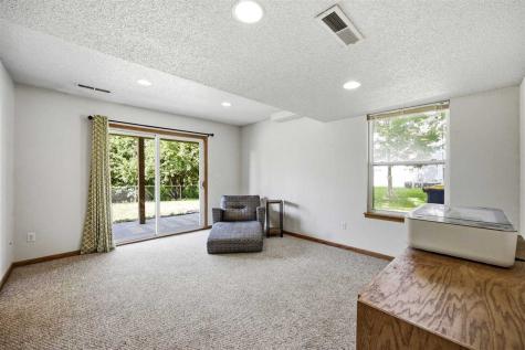 514 Kimberlite Street Tiffin IA 52340