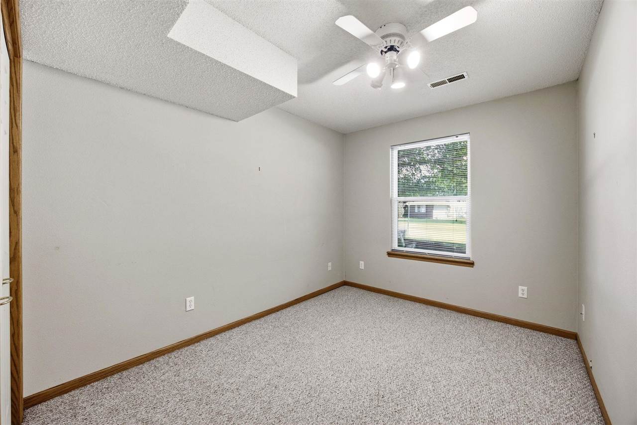 514 Kimberlite Street Tiffin IA 52340