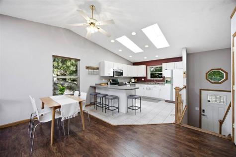 514 Kimberlite Street Tiffin IA 52340