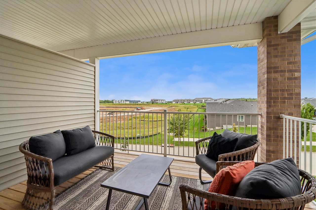 2875 Spring Rose Circle Coralville IA 52441