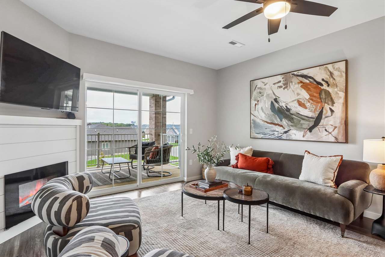 2875 Spring Rose Circle Coralville IA 52441