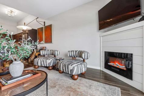 2875 Spring Rose Circle Coralville IA 52441