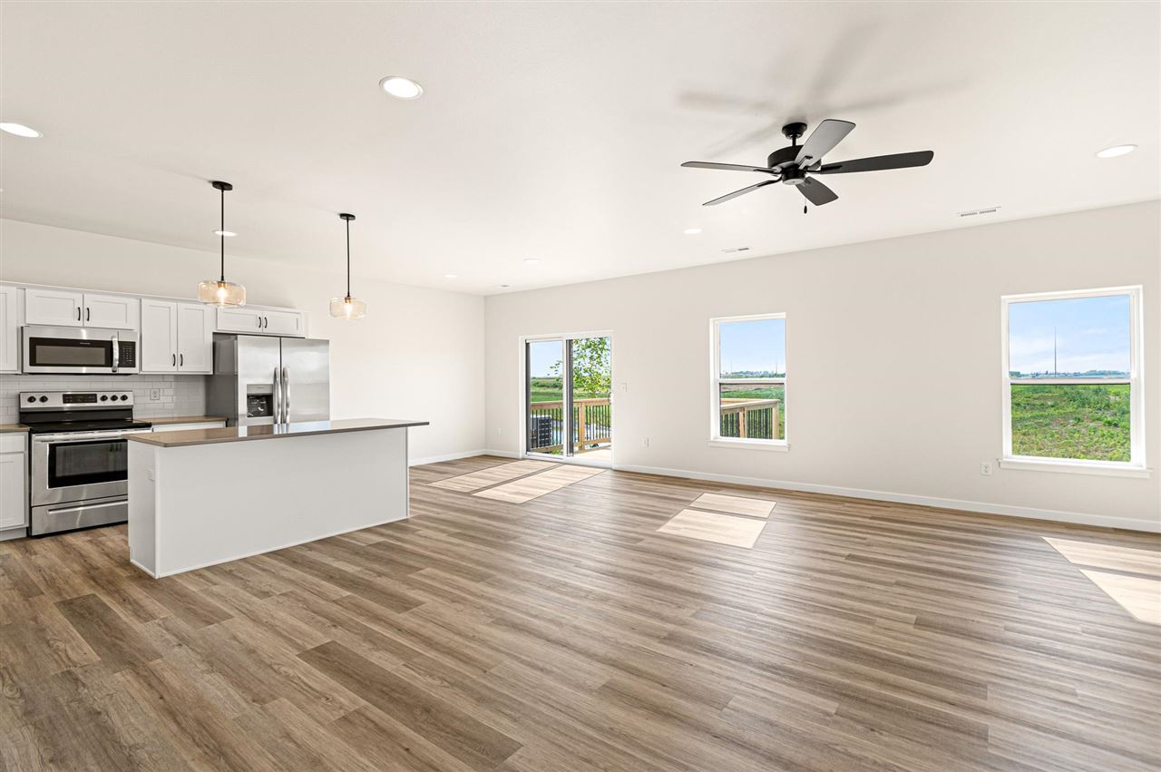 2314 Water Tower Place North Liberty IA 52317
