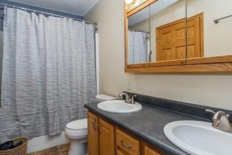 710 West Side Drive Iowa City IA 52246