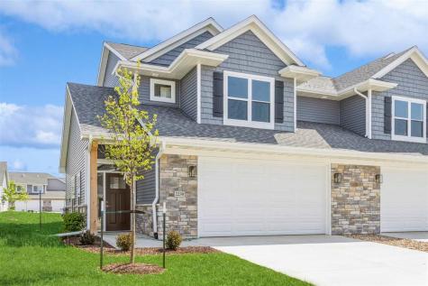 2240 Eversull Lane North Liberty IA 52317