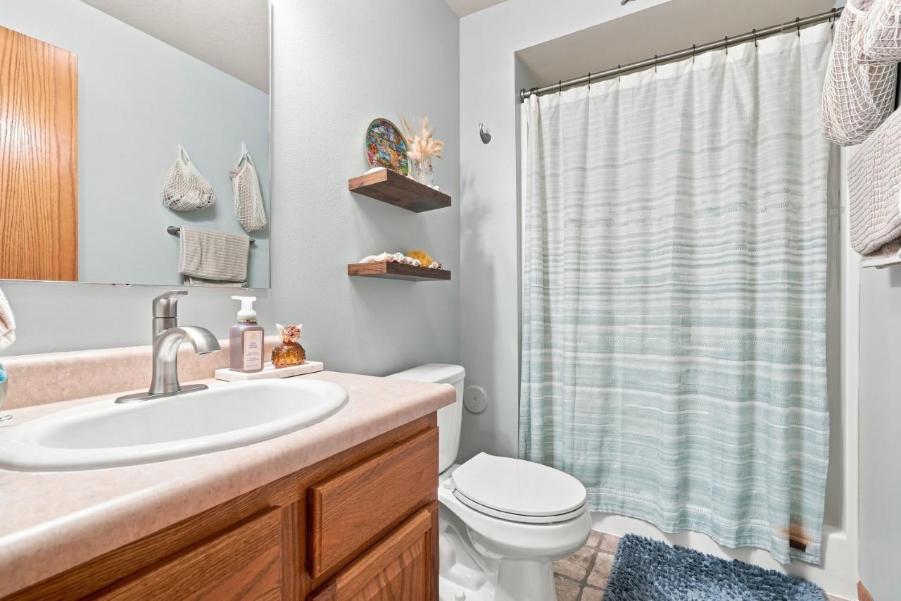 195 E Weston Drive North Liberty IA 52317