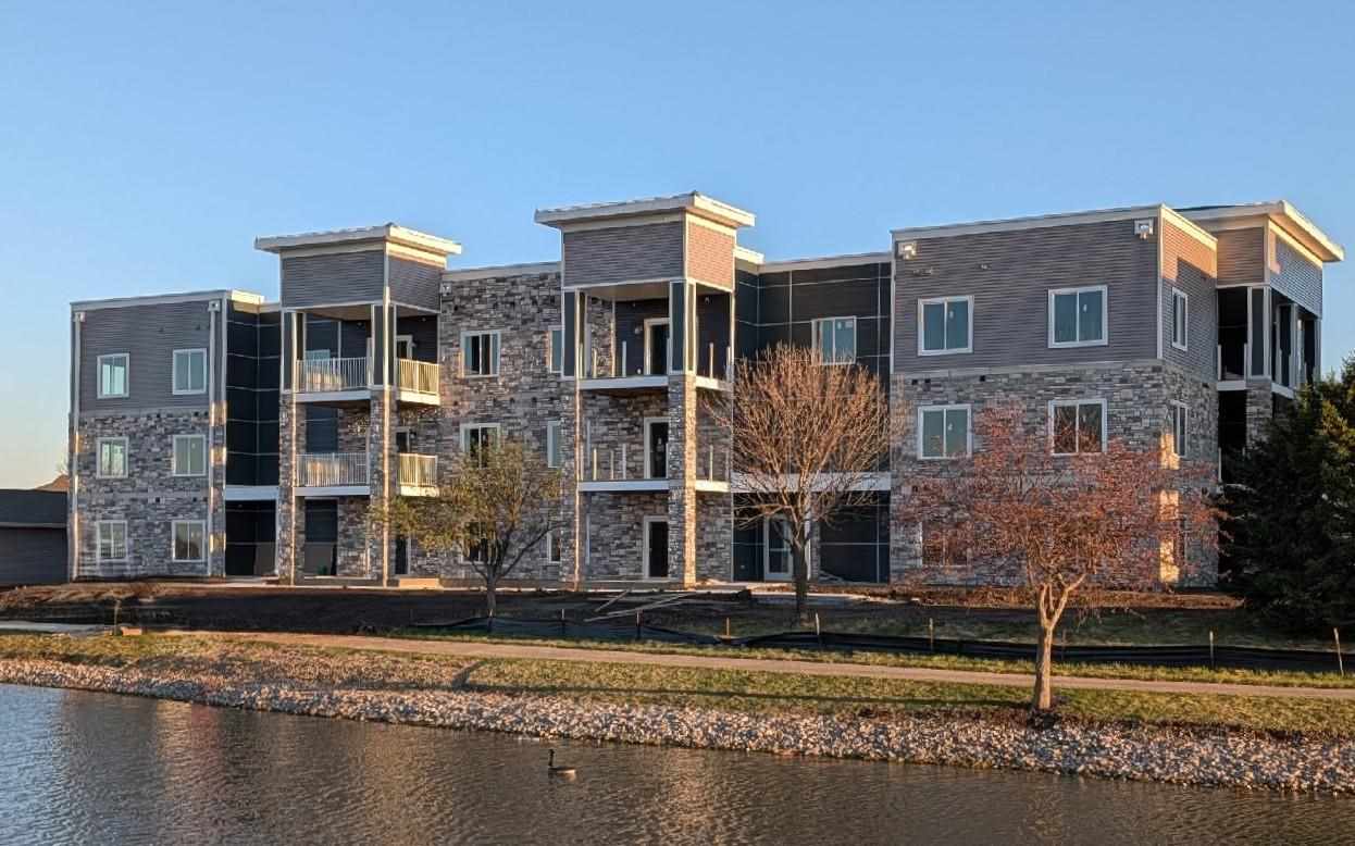 565 N Madison Avenue North Liberty IA 52317