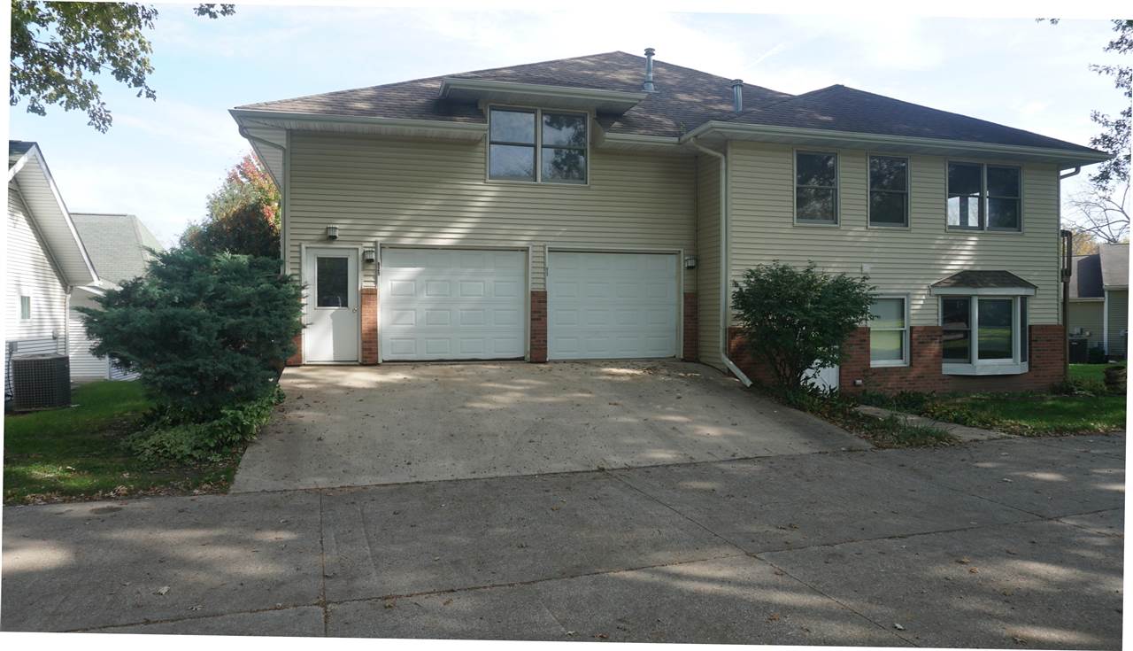 925 Longfellow Place Iowa City IA 52240