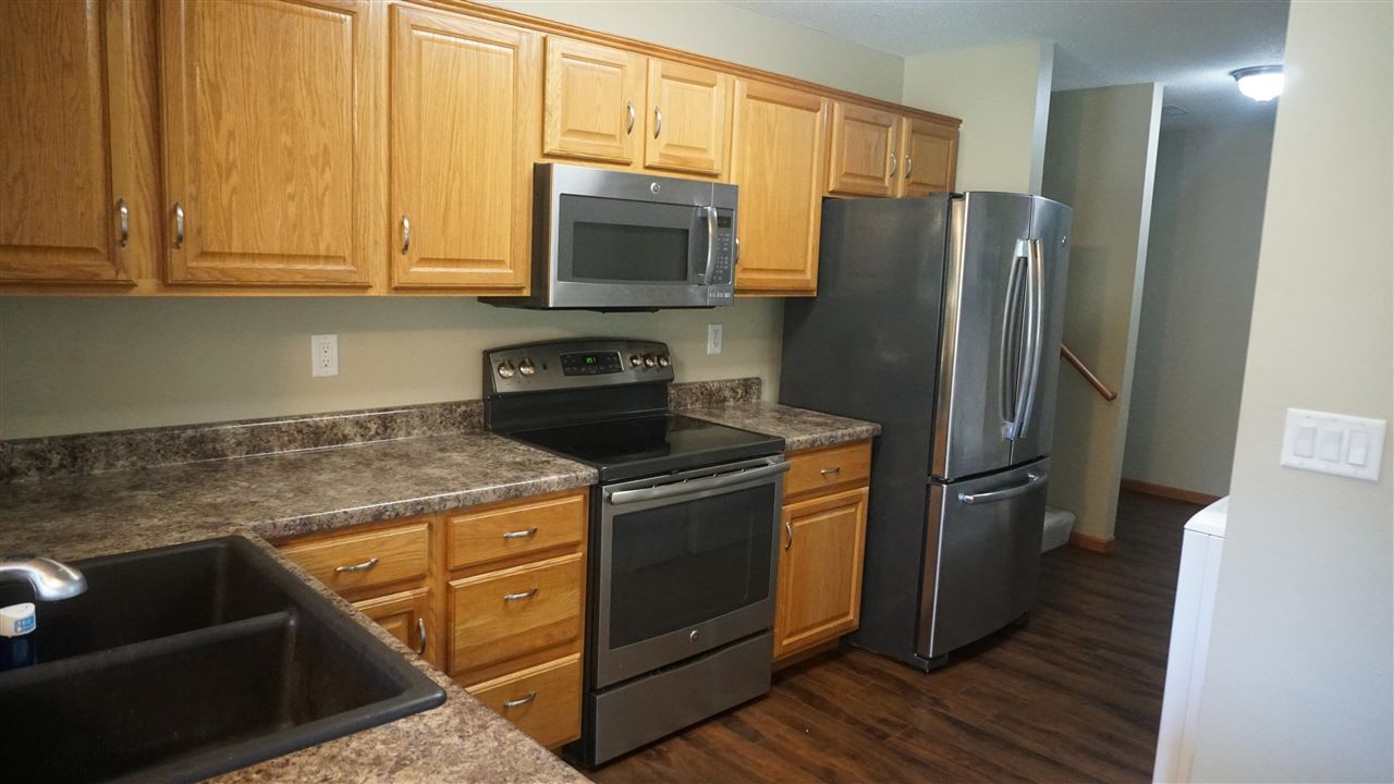925 Longfellow Place Iowa City IA 52240