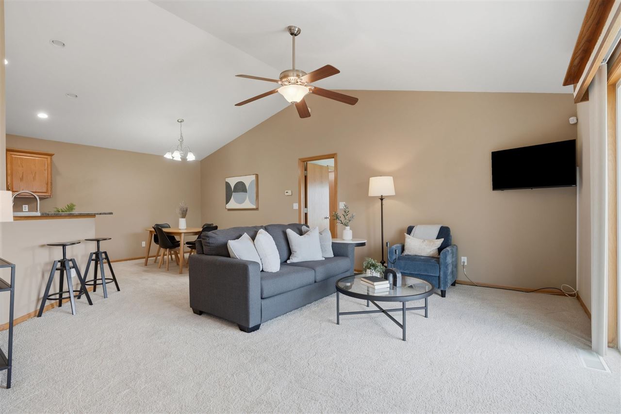 2965 Samuel Court SW Cedar Rapids IA 52404
