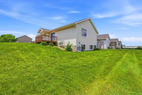 2965 Samuel Court SW Cedar Rapids IA 52404