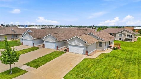 2965 Samuel Court SW Cedar Rapids IA 52404