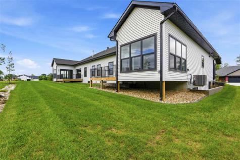 642 Maclan Court Iowa City IA 52246
