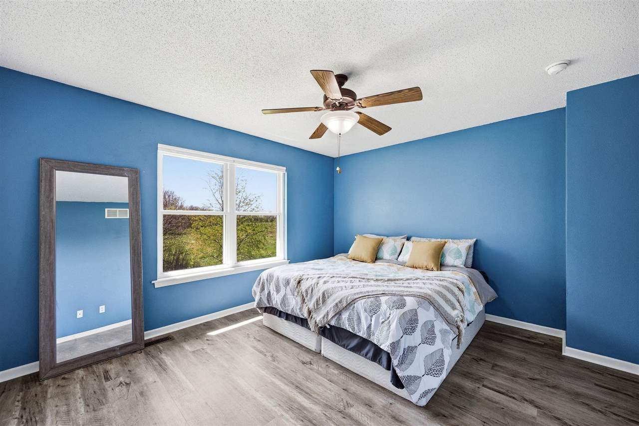 77 Thistle Court Iowa City IA 52240