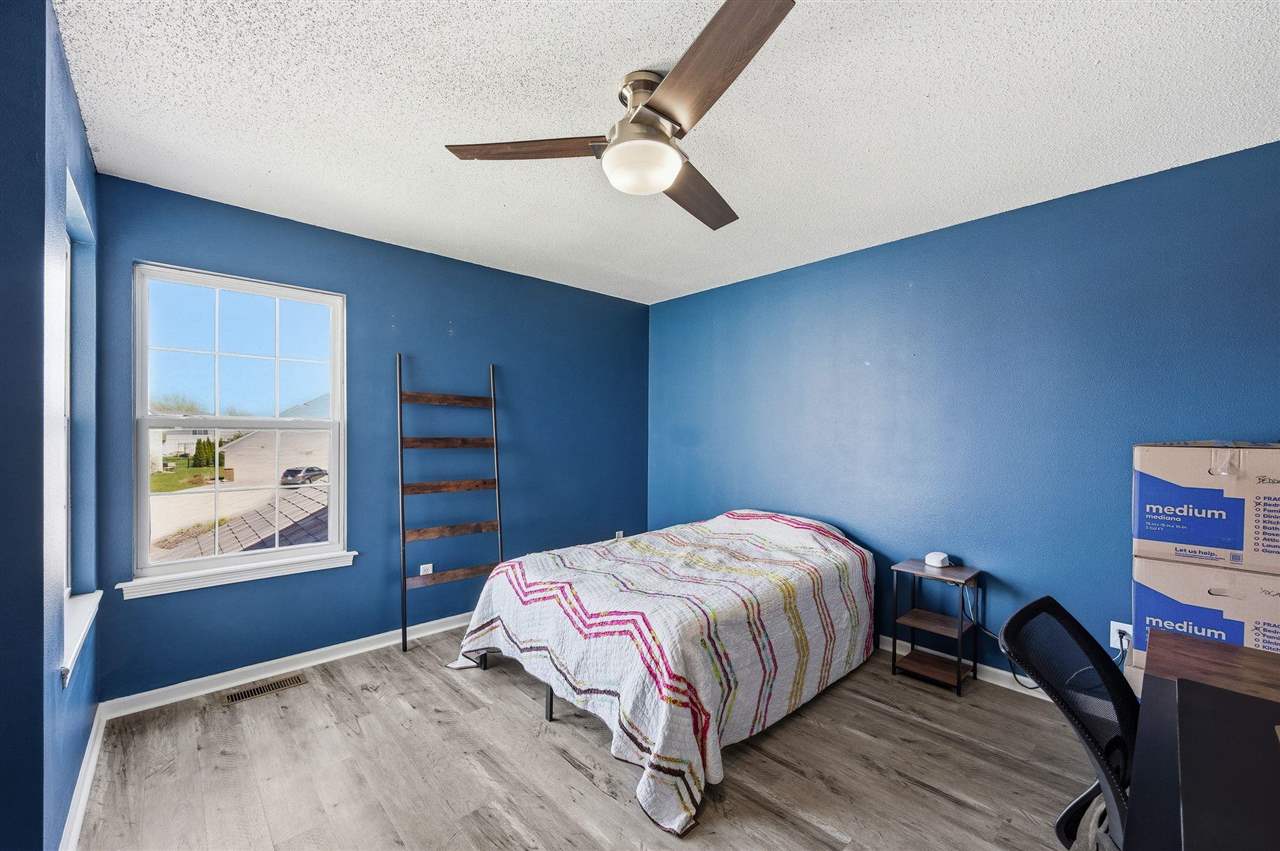 77 Thistle Court Iowa City IA 52240