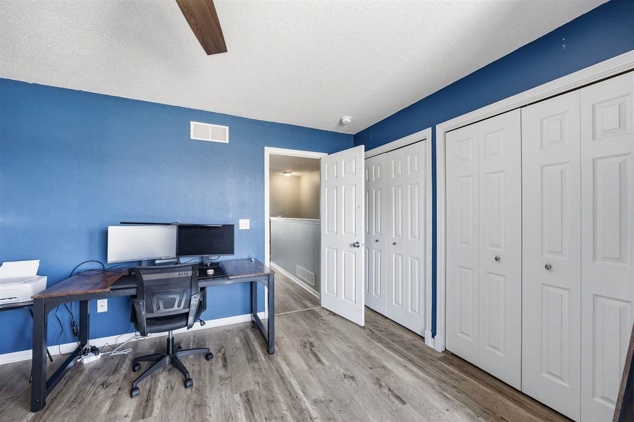 77 Thistle Court Iowa City IA 52240