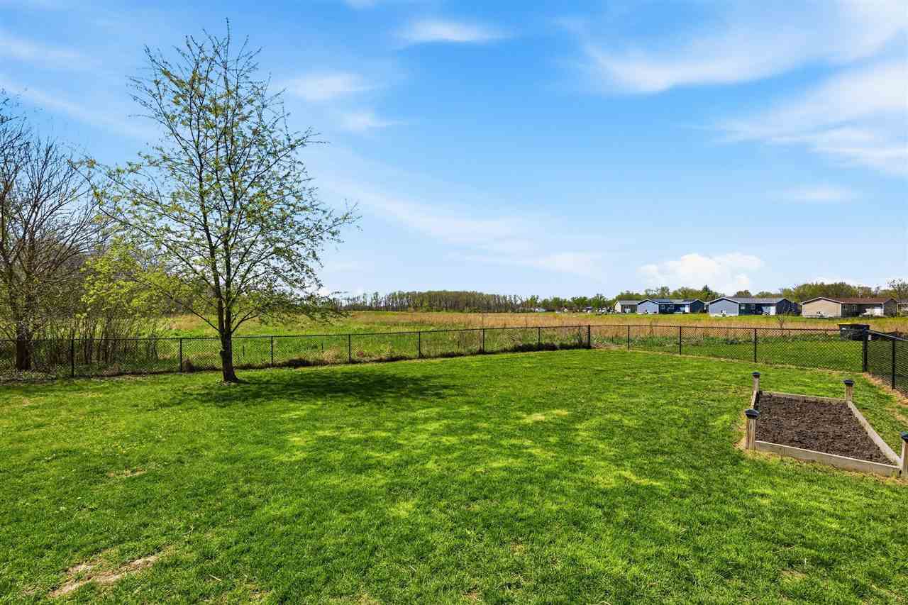 77 Thistle Court Iowa City IA 52240