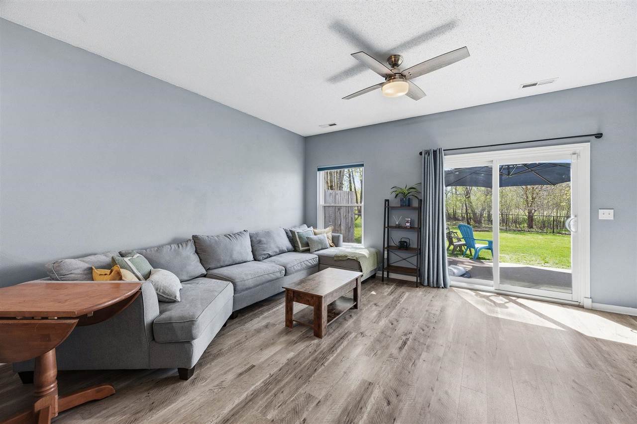 77 Thistle Court Iowa City IA 52240