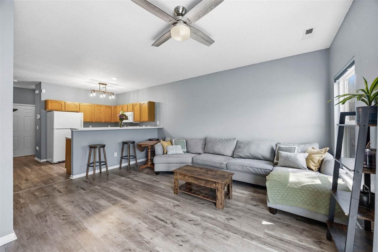 77 Thistle Court Iowa City IA 52240