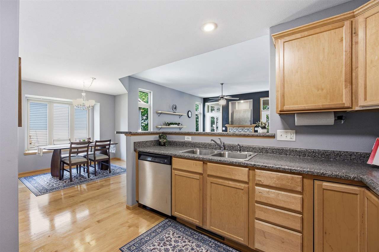 118 Broadmoor Lane Iowa City IA 52245