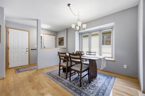 118 Broadmoor Lane Iowa City IA 52245