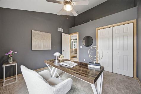 118 Broadmoor Lane Iowa City IA 52245