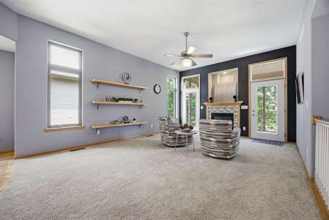118 Broadmoor Lane Iowa City IA 52245