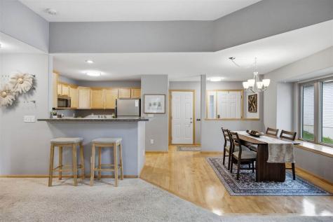 118 Broadmoor Lane Iowa City IA 52245