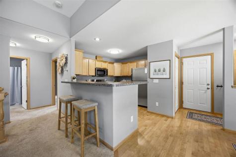 118 Broadmoor Lane Iowa City IA 52245