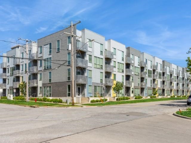 166 E Prentiss Street Iowa City IA 52240