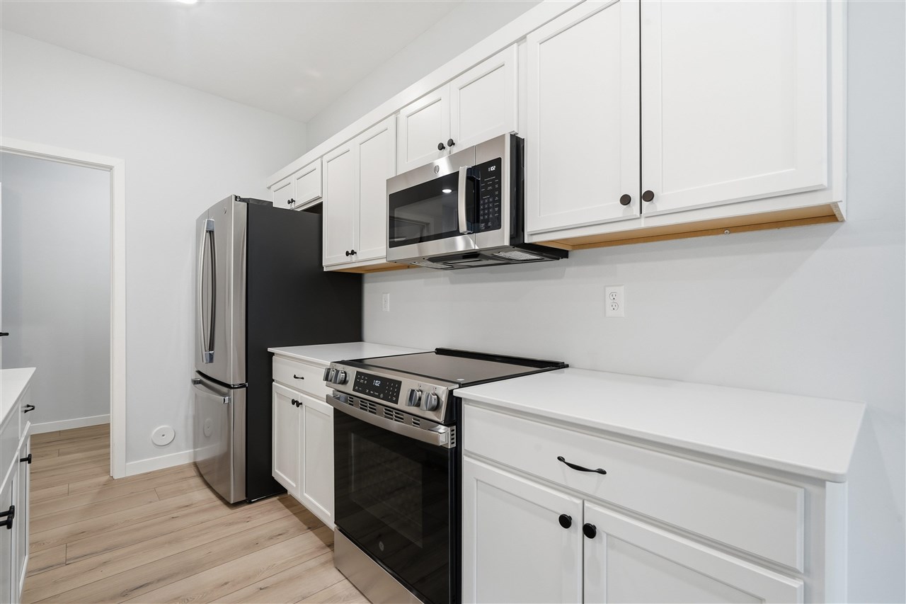 4428 Deer Creek Road Iowa City IA 52246